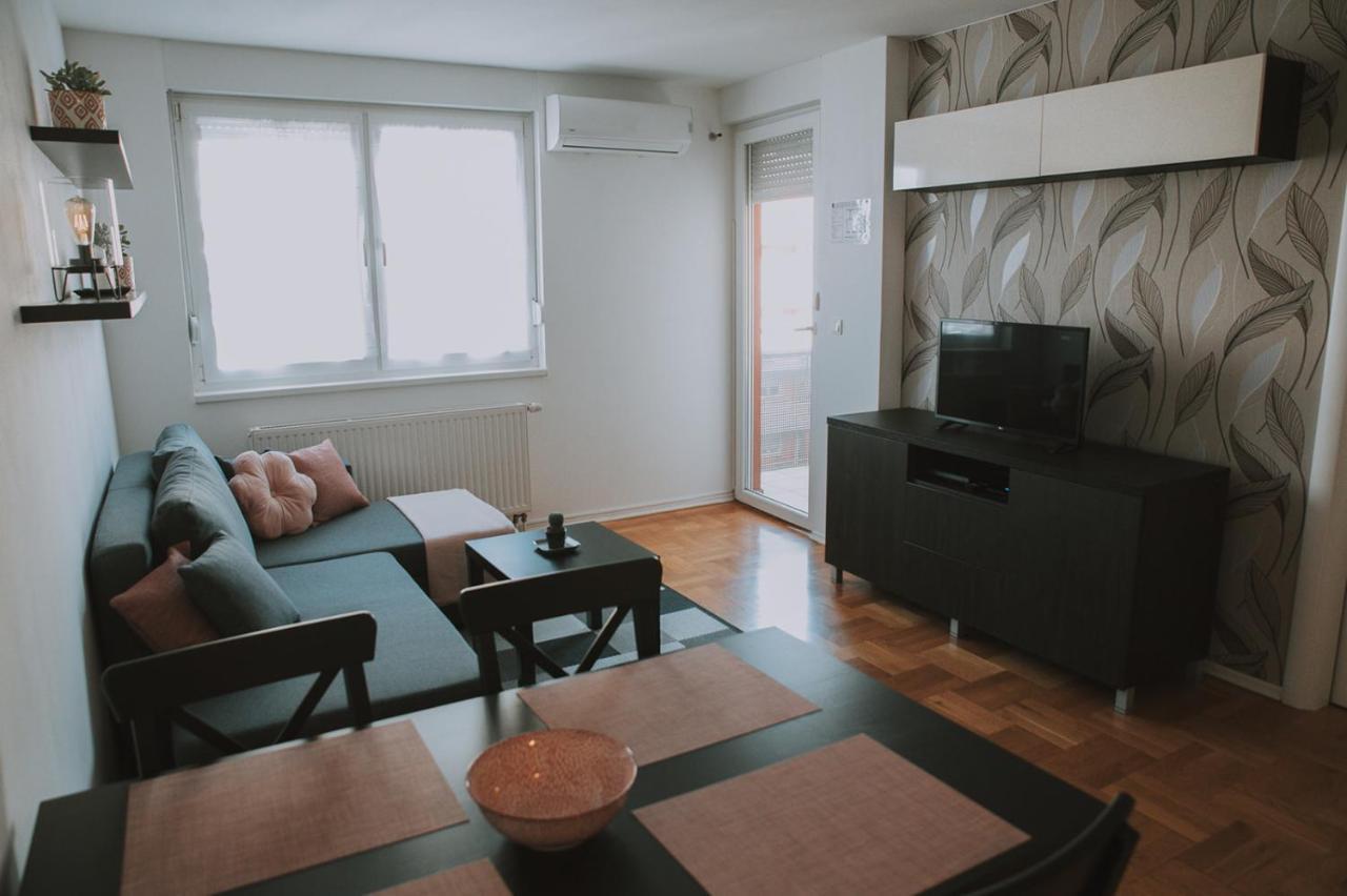 Apartment Nika, Arena Zagreb Luaran gambar